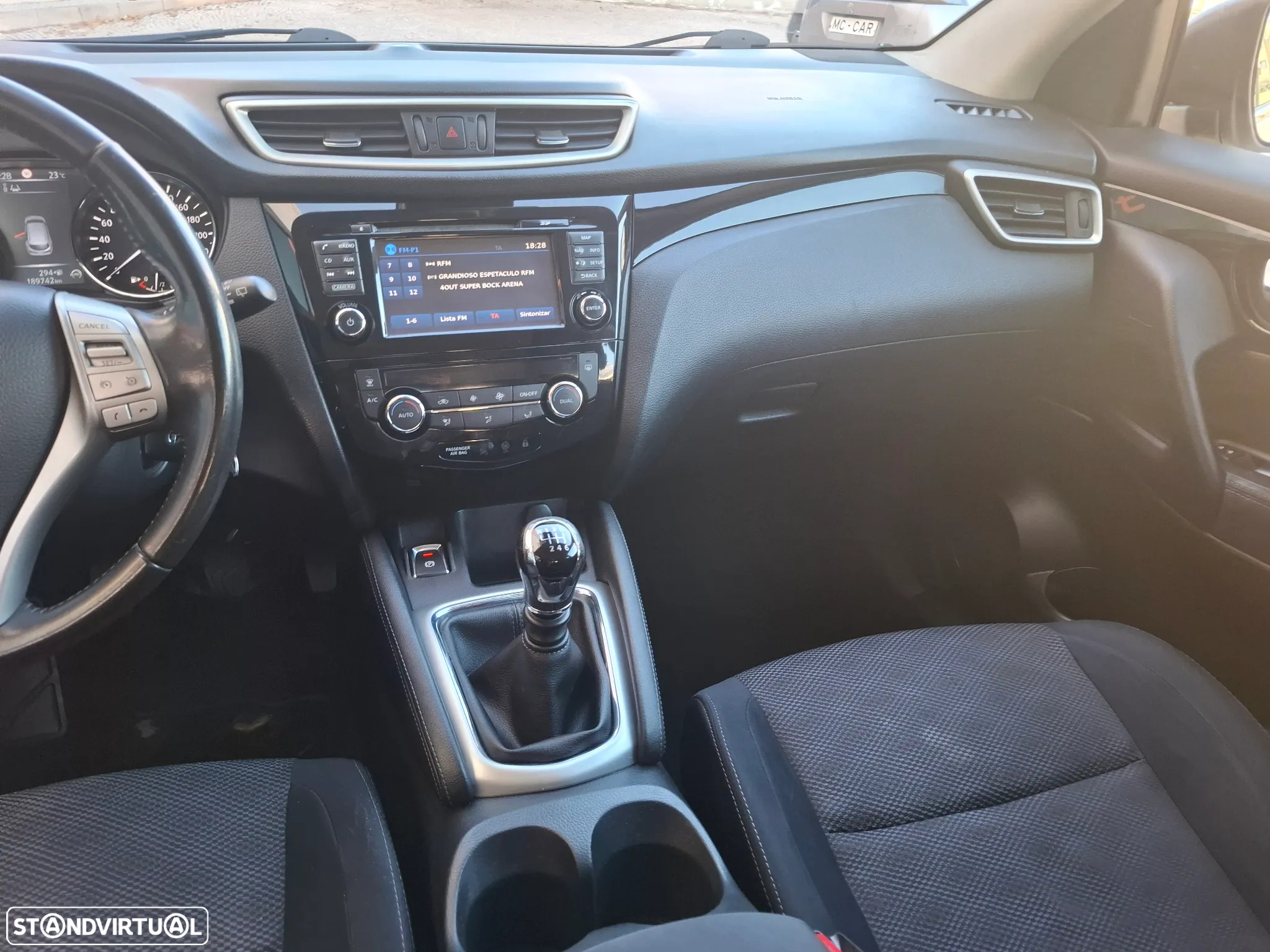 Nissan Qashqai 1.5 dCi N-Connecta - 9