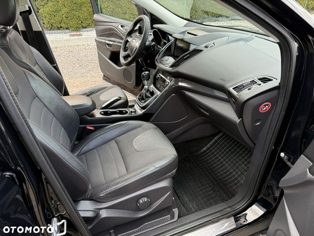 Ford Kuga - 13