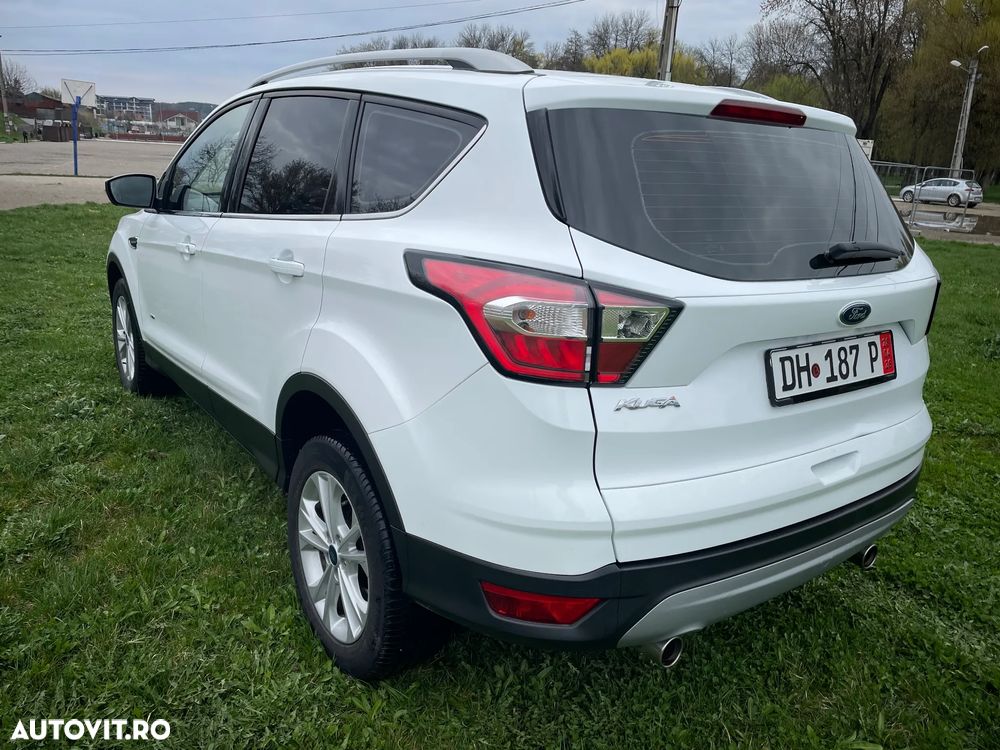 Ford Kuga 2.0 TDCi 4x4 Aut. Titanium - 9