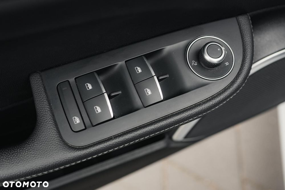 Alfa Romeo Giulia 2.0 Turbo Veloce Q4 - 29