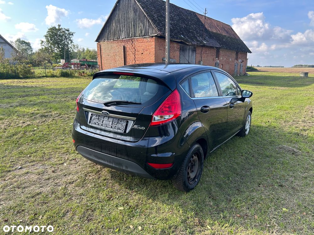 Ford Fiesta 1.4 Titanium - 3