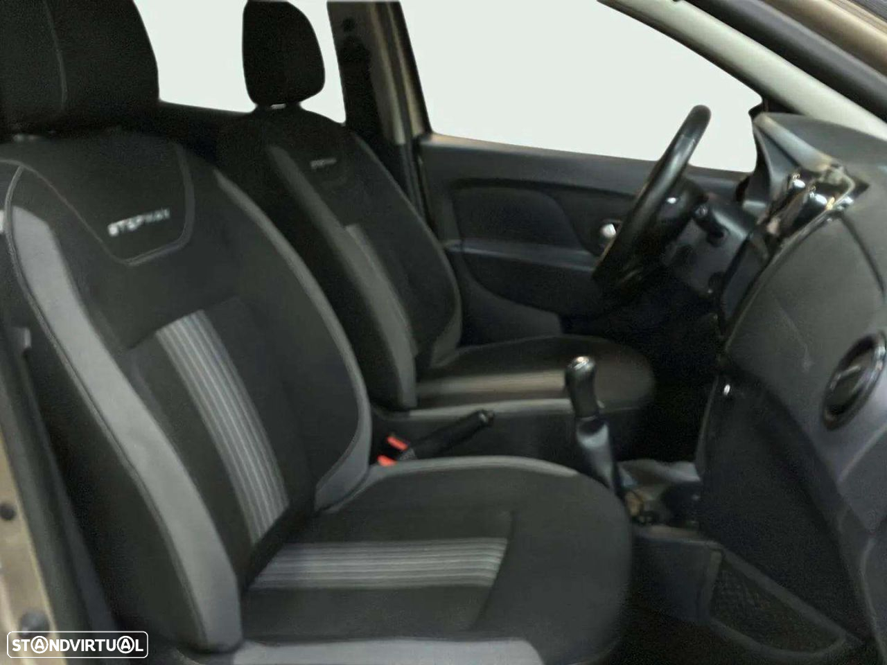 Dacia Sandero 0.9 TCe Stepway - 13