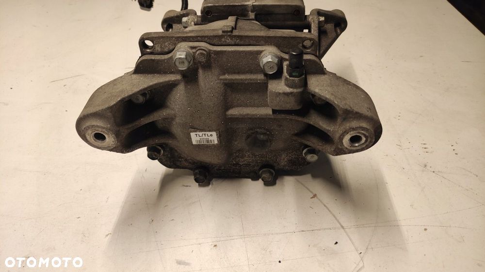 HYUNDAI TUCSON II 2.0 CRDI 4x4 TYLNY MOST DYFER 15-21 TL-TLe - 2