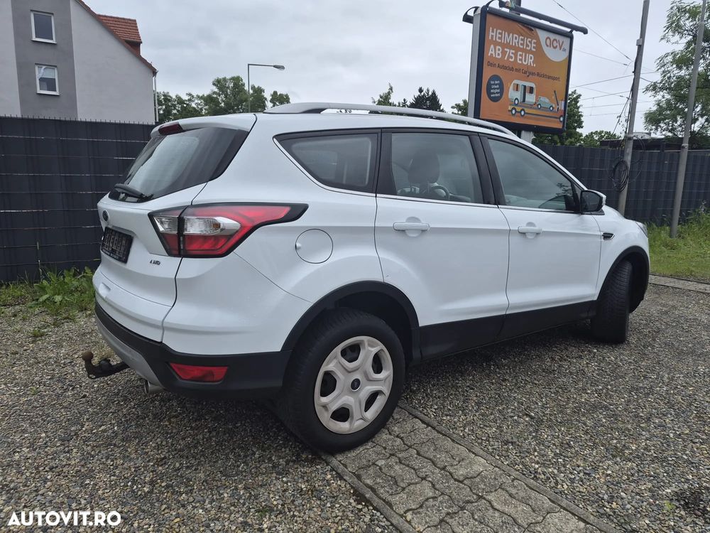 Ford Kuga 2.0 TDCi 4x4 Aut. Cool & Connect - 4