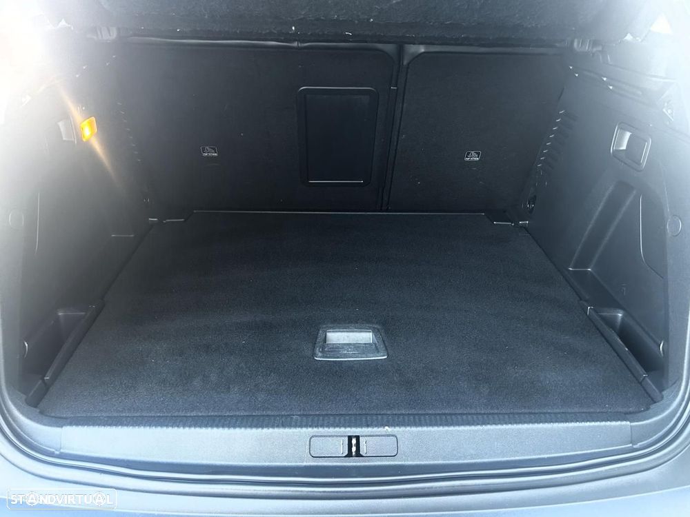 Peugeot 3008 1.5 BlueHDi Allure EAT8 - 30