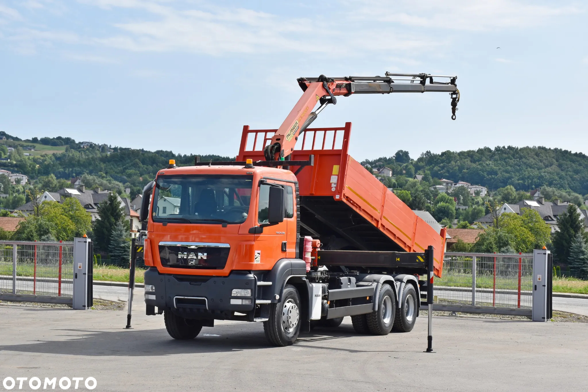 MAN TGS 26.360 * WYWROTKA 6,10m + PK 16001 - KB + PILOT / 6x4 - 2