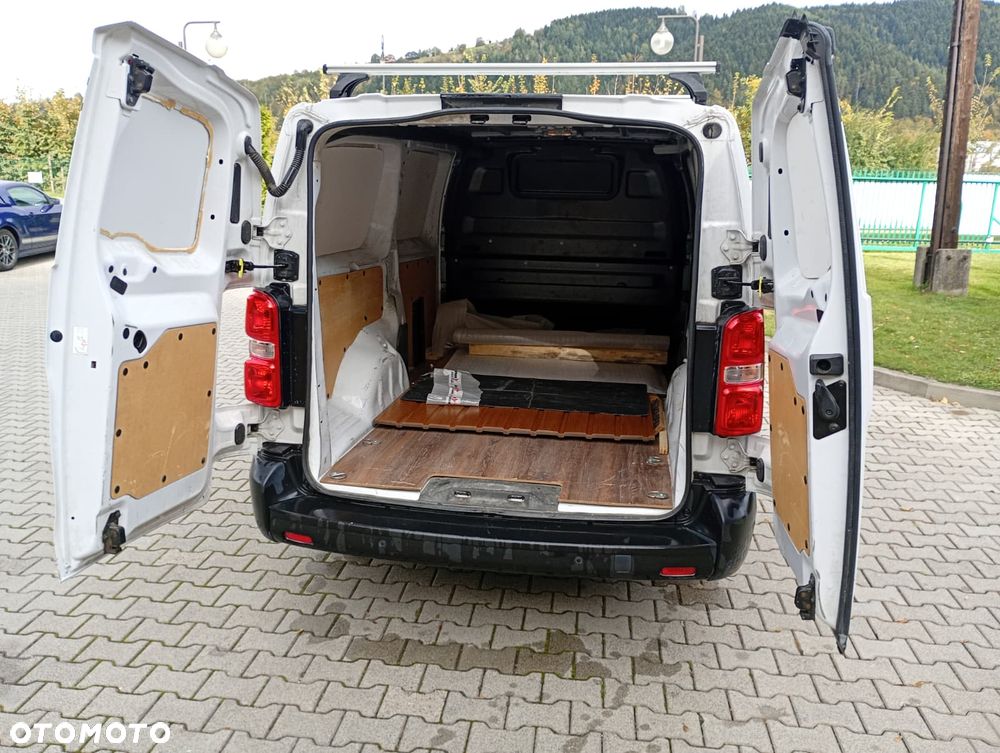 Opel Vivaro - 11