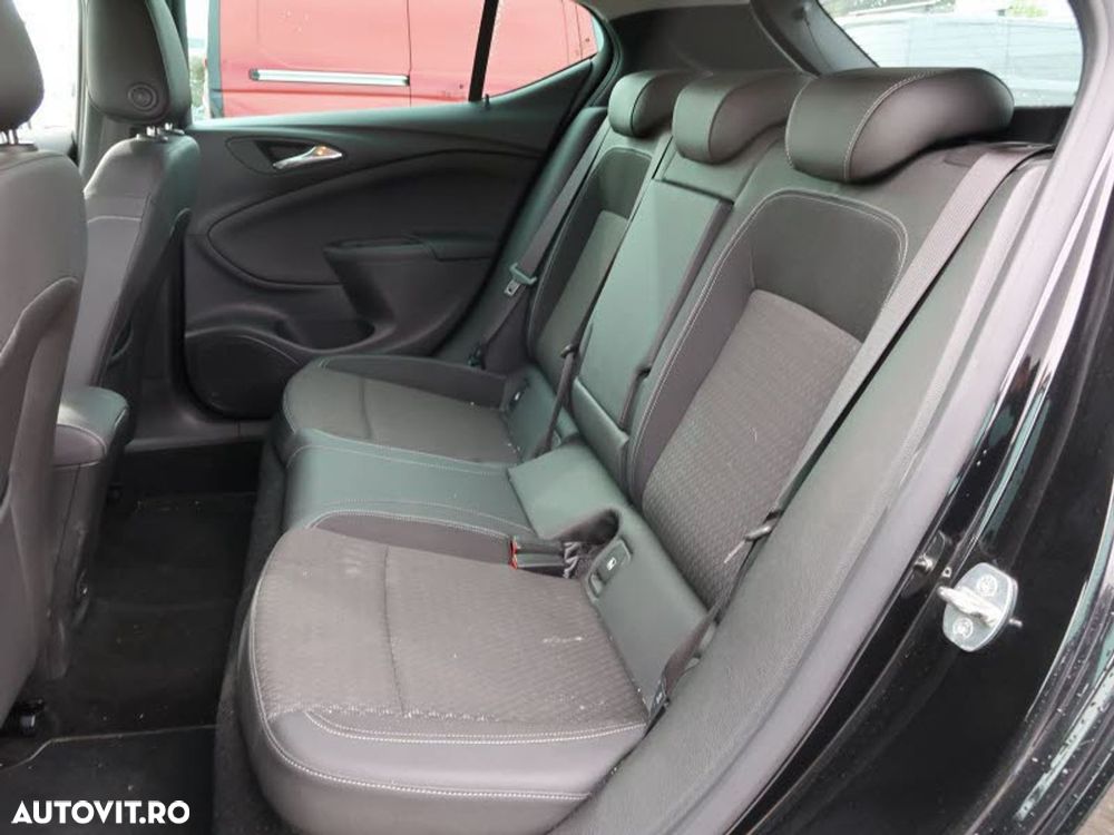 Opel Astra - 16