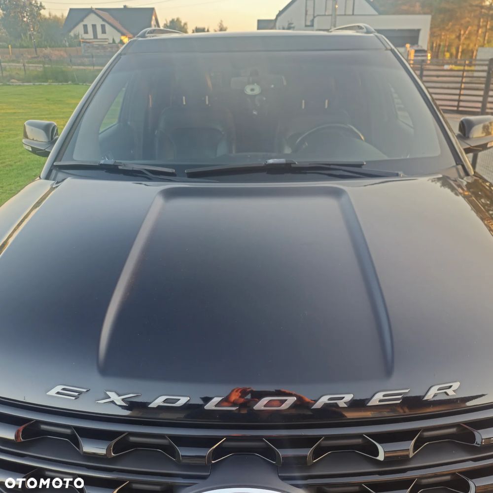 Ford Explorer - 12