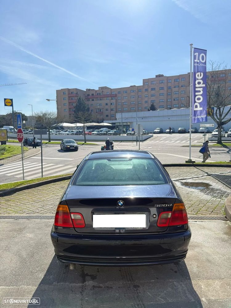 BMW 320 - 5