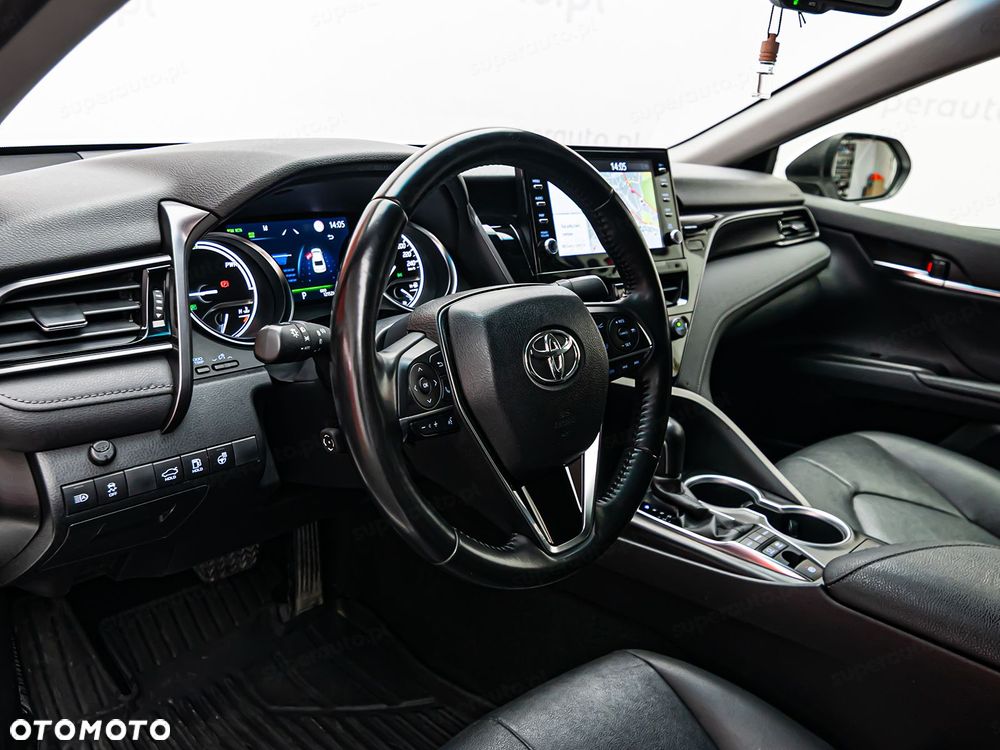 Toyota Camry 2.5 Hybrid Executive CVT - 11
