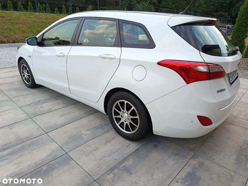 Hyundai i30 1.6 CRDI Style - 23