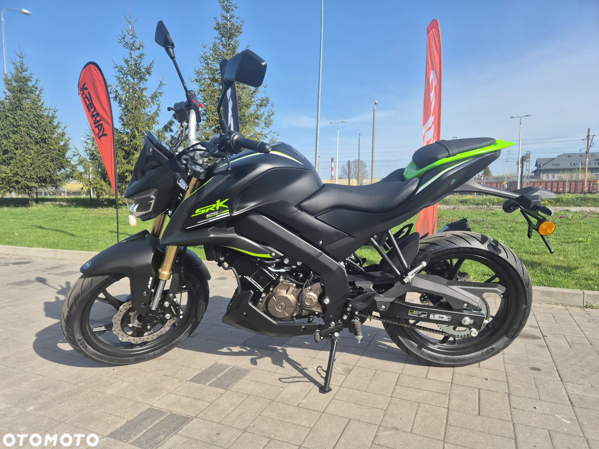 QJMOTOR SRK 125S - 3