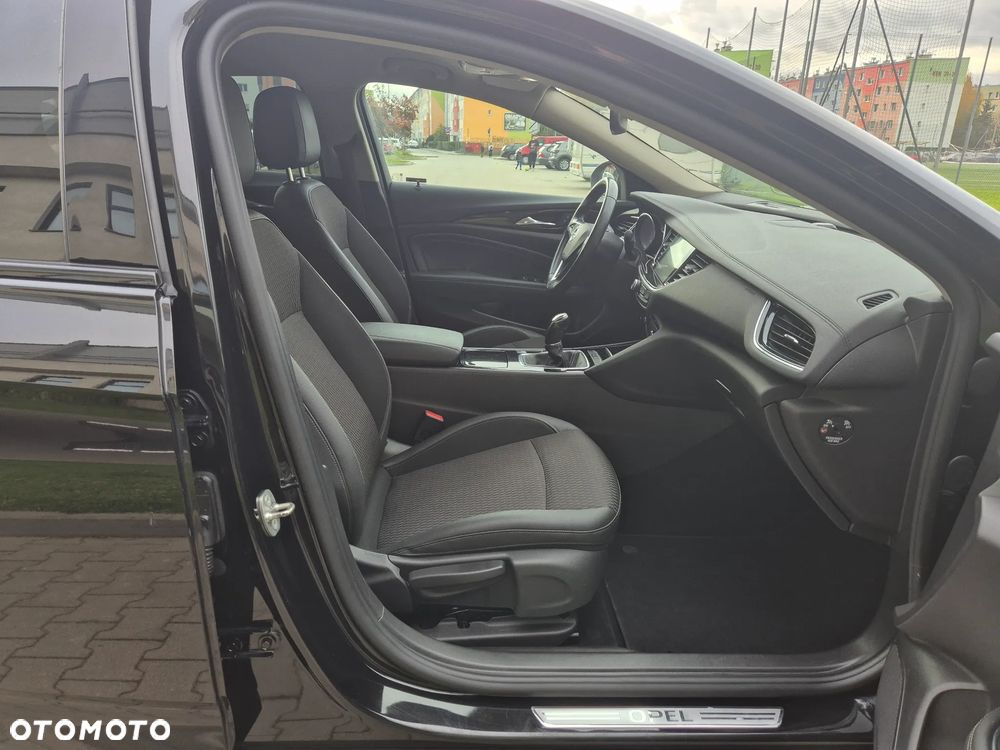 Opel Insignia 2.0 CDTI Cosmo S&S - 16