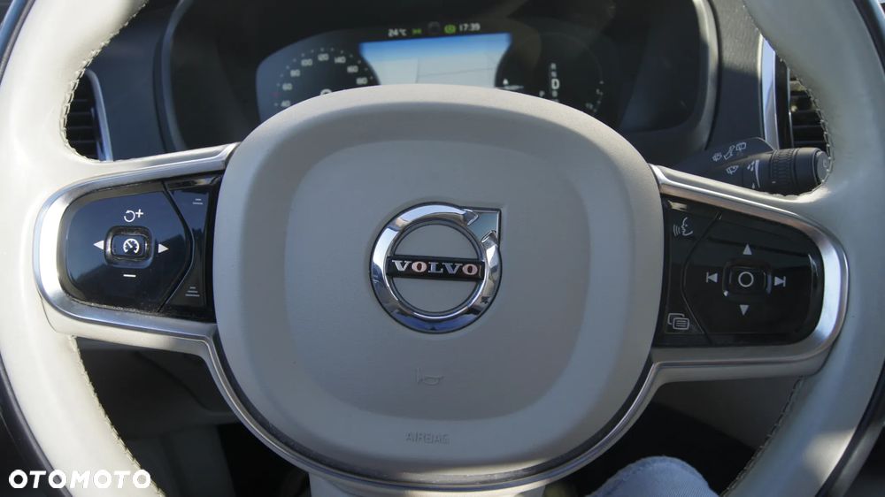 Volvo XC 90 T8 AWD Twin Engine Geartronic Inscription - 23