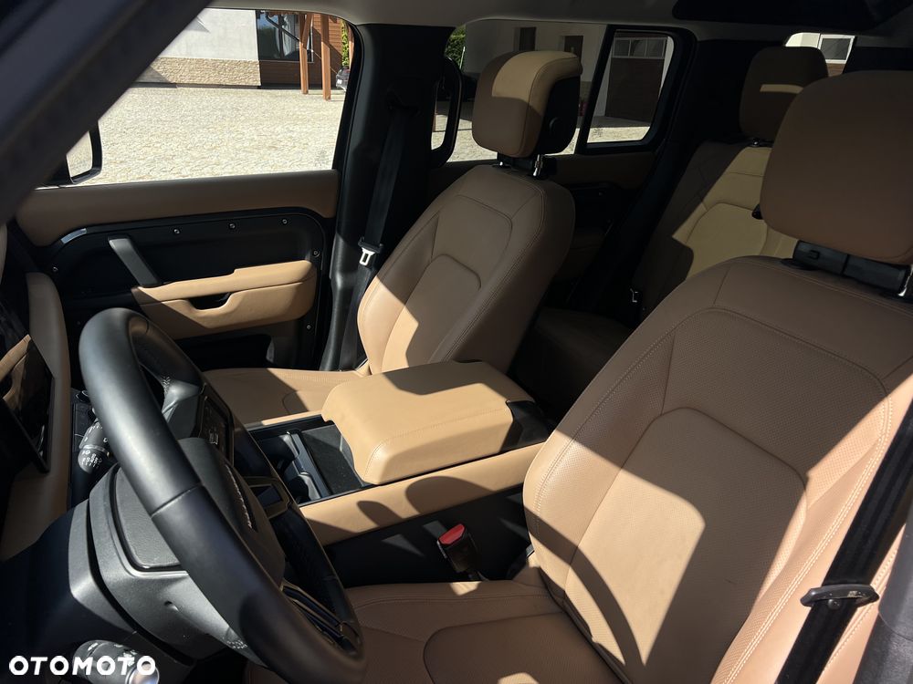 Land Rover Defender 3.0 P400 mHEV S - 22