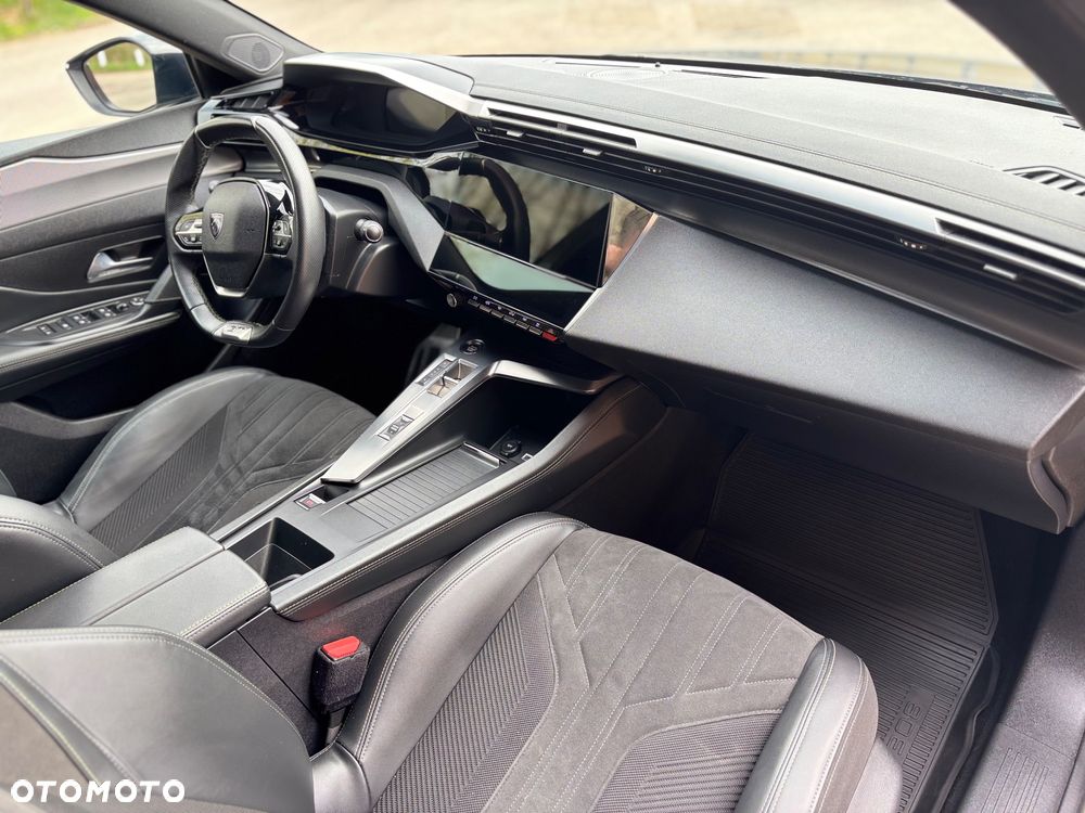 Peugeot 308 1.6 Hybrid PHEV GT EAT8 - 23