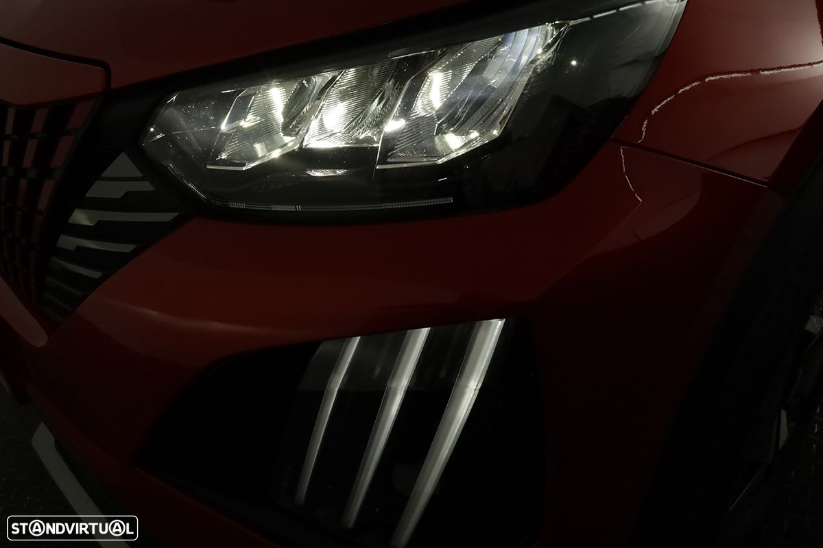 Peugeot 2008 1.2 PureTech Allure EAT8 - 6