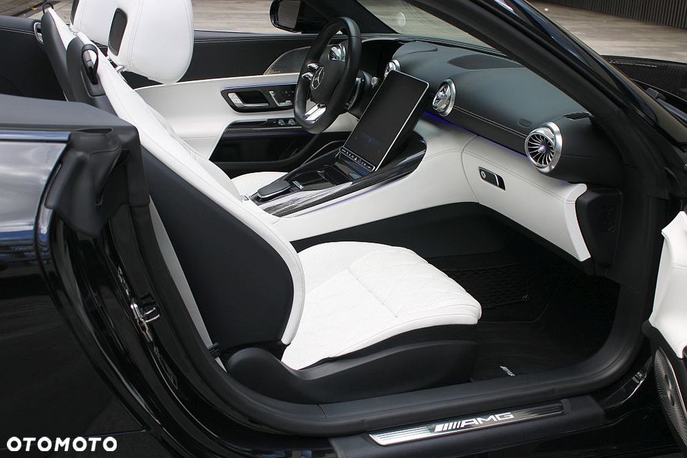 Mercedes-Benz SL AMG 63 4-Matic+ - 11