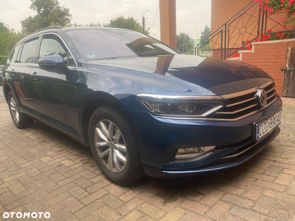Volkswagen Passat 2.0 TDI SCR DSG Business - 2