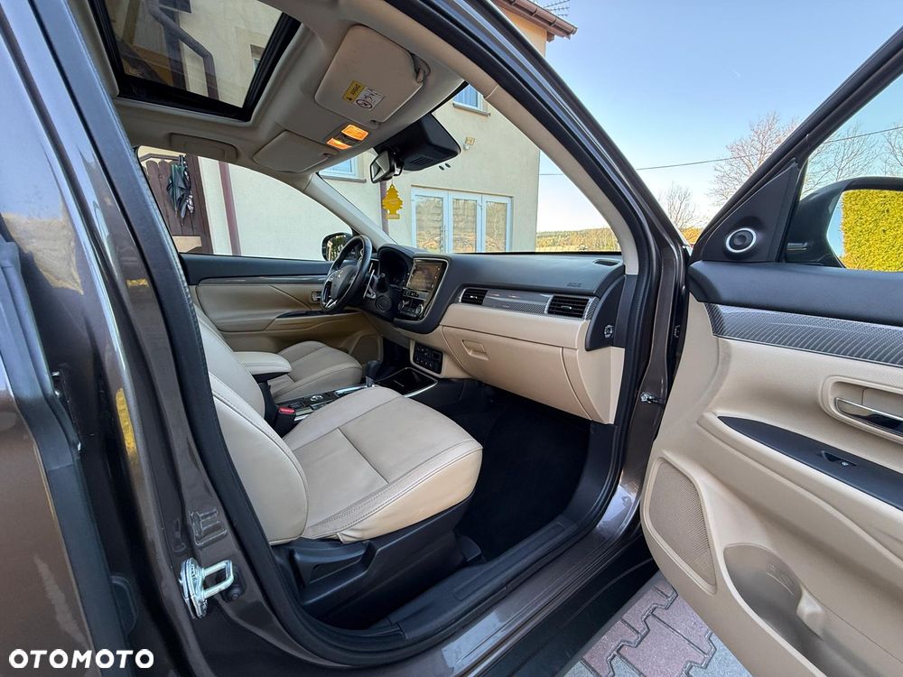 Mitsubishi Outlander 2.0 Intense Comfort 4WD CVT - 15