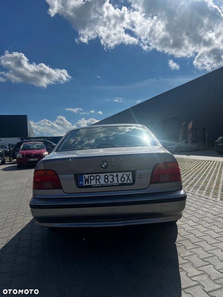 BMW Seria 5 - 4