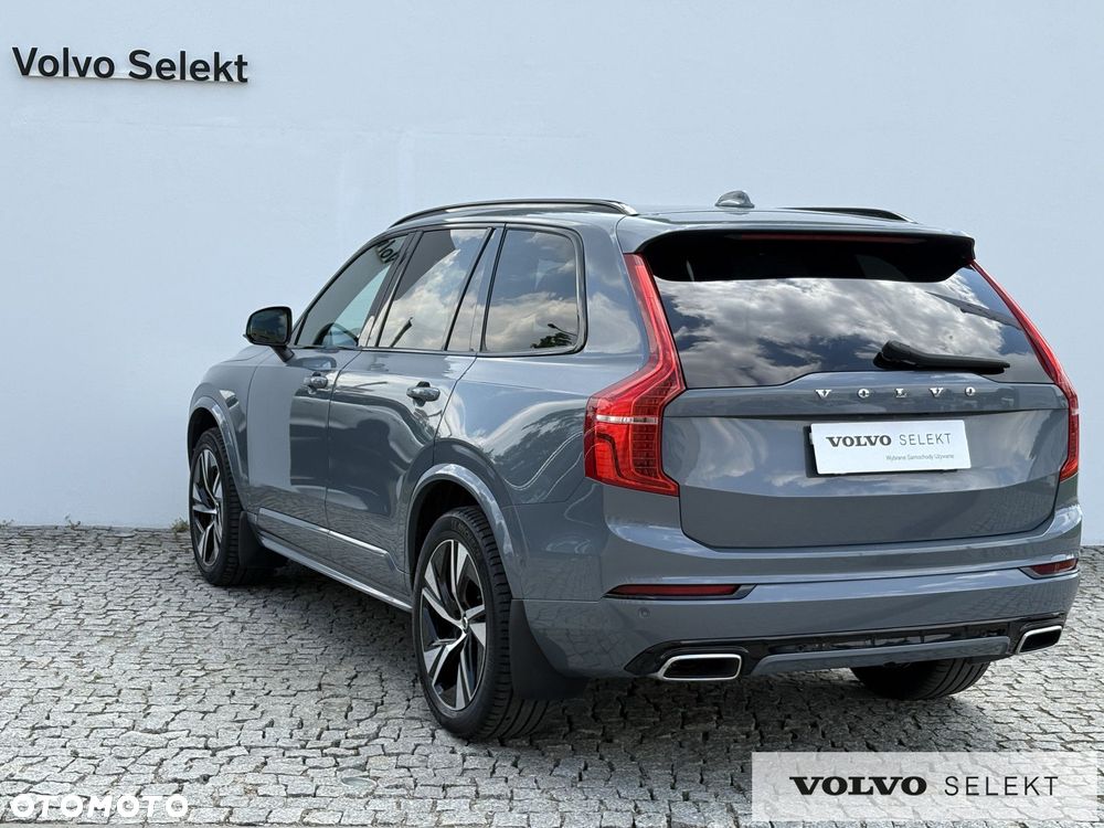 Volvo XC 90 - 7