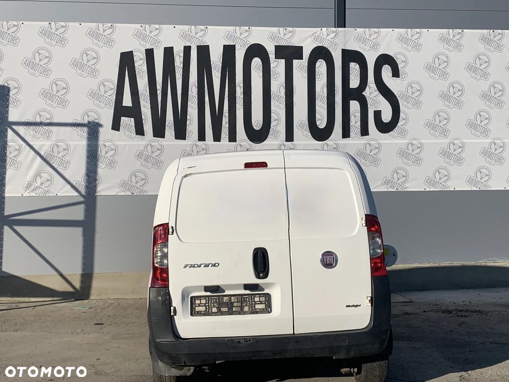 FIAT FIORINO 2008 *SAMOCHÓD NA CZĘŚCI* 2688  MASKA, LAMPA, DRZWI, LUSTERKO, ZDERZAK, GRILL, BŁOTNIK, KLAPA, BELKA, DESKA, FOTELE, KANAPA, ĆWIARTKA, KIEROWNICA, TARCZE, ZACISKI, ZAWIESZENIE, KOMPLETNY PRZÓD, KOMPLETNY TYŁ, LICZNIK, ZEGARY, PRAWE LEWE PRZÓD TYŁ - 2