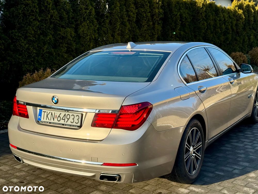 BMW Seria 7 740d xDrive - 7