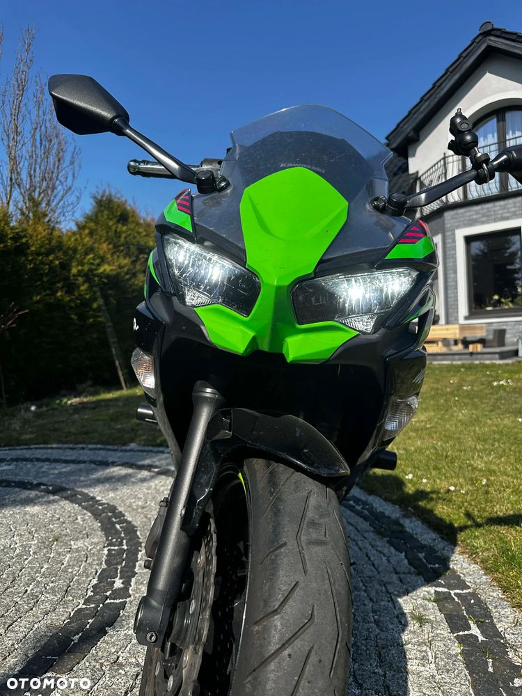 Kawasaki Ninja - 4