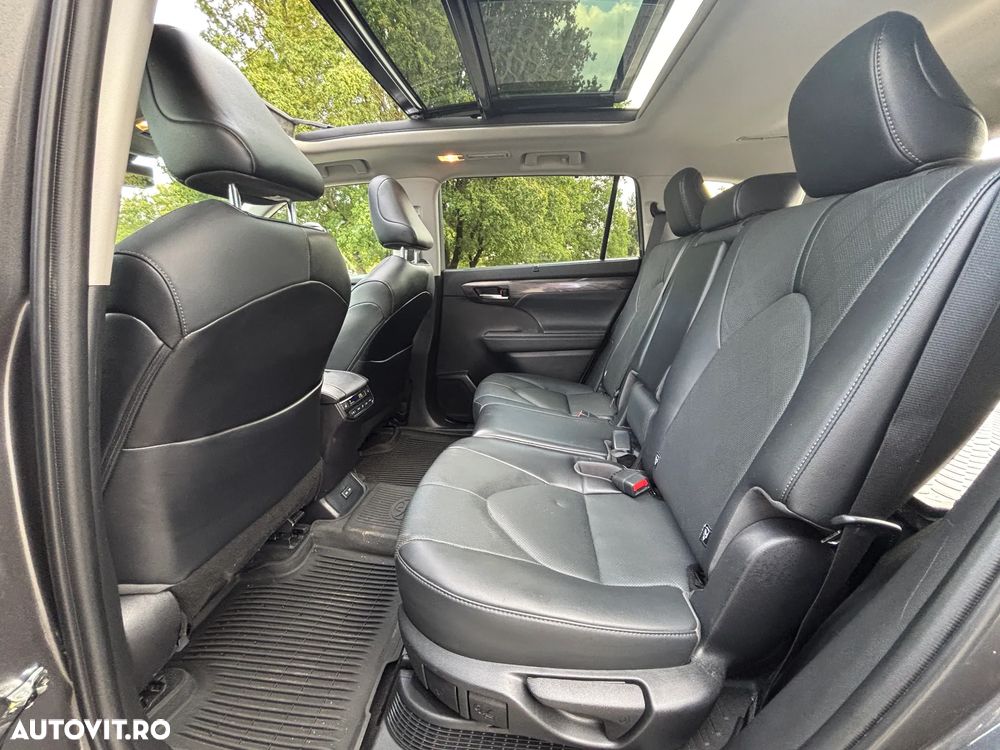Toyota Highlander 2.5 L Dynamic Force 248CP Luxury Metallic - 11