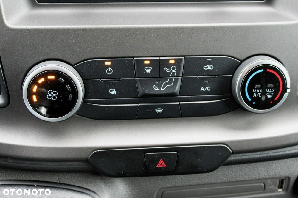 Ford Transit - 17