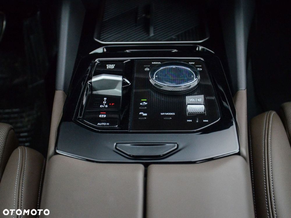 BMW Seria 5 - 31
