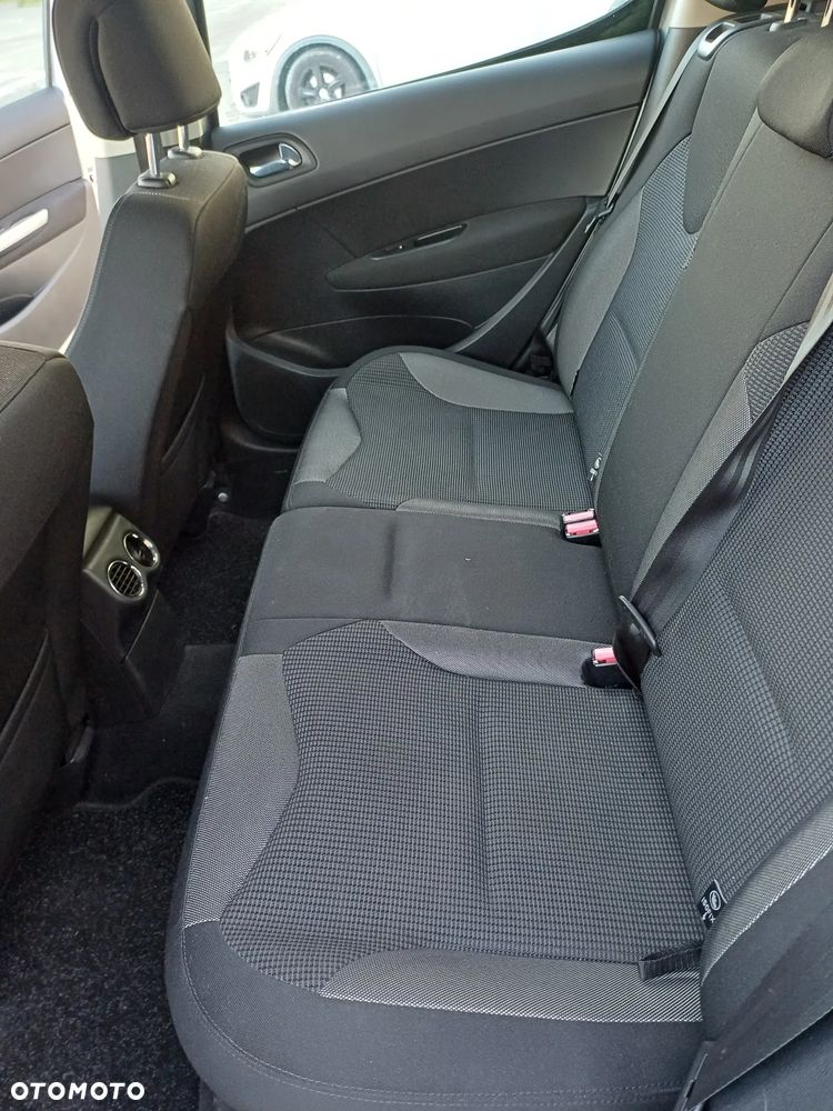 Peugeot 308 - 12