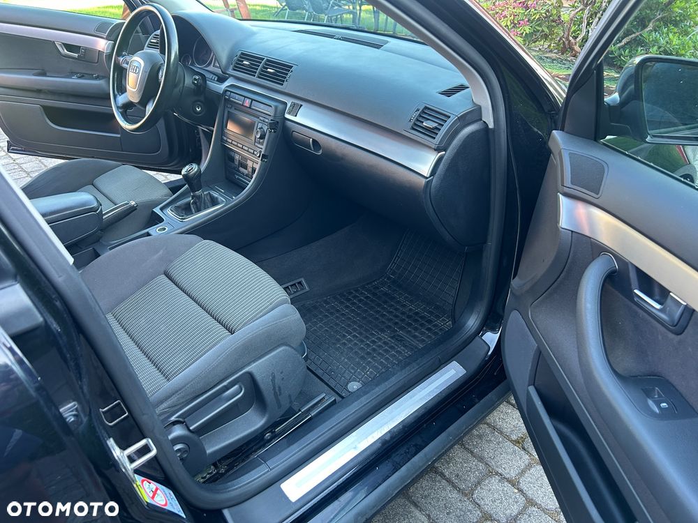 Audi A4 Avant 2.0 TDI DPF - 11