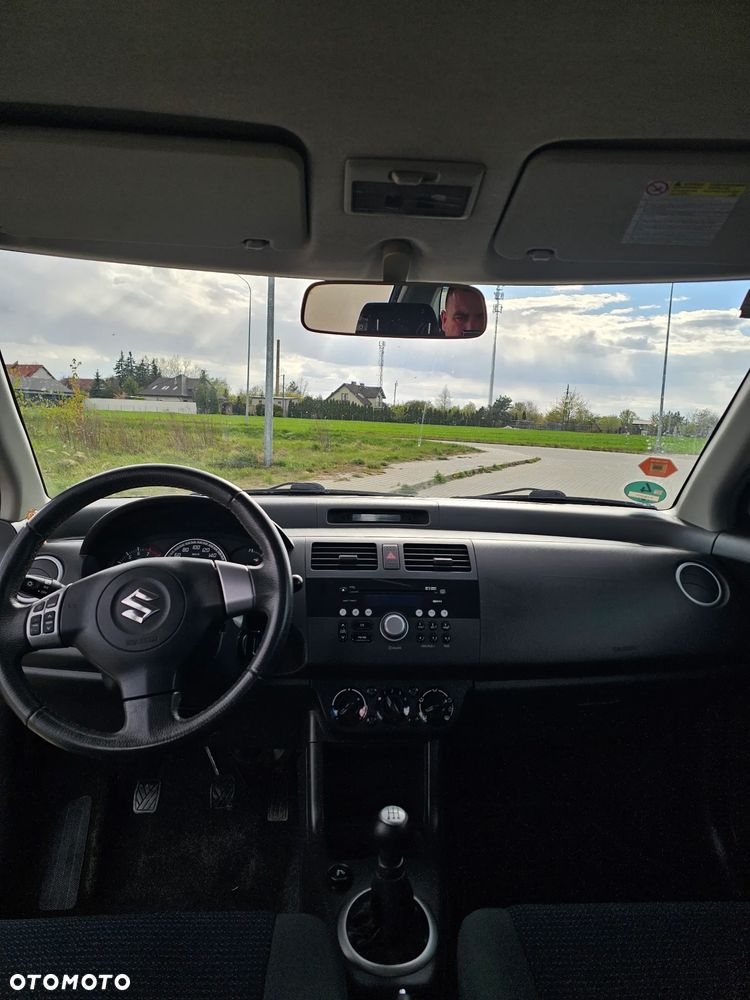 Suzuki Swift 1.3 Comfort - 17