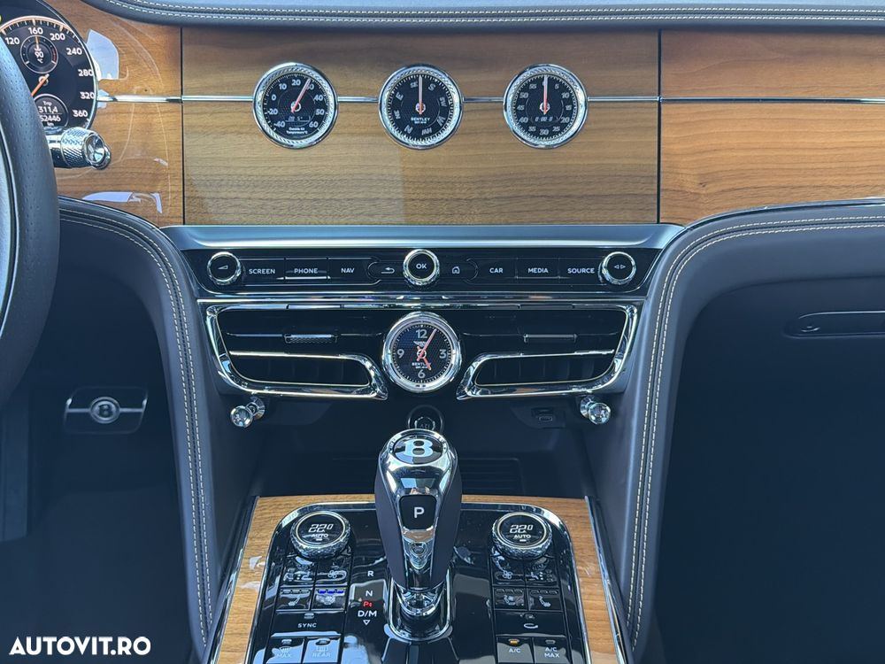 Bentley Flying Spur Standard - 11
