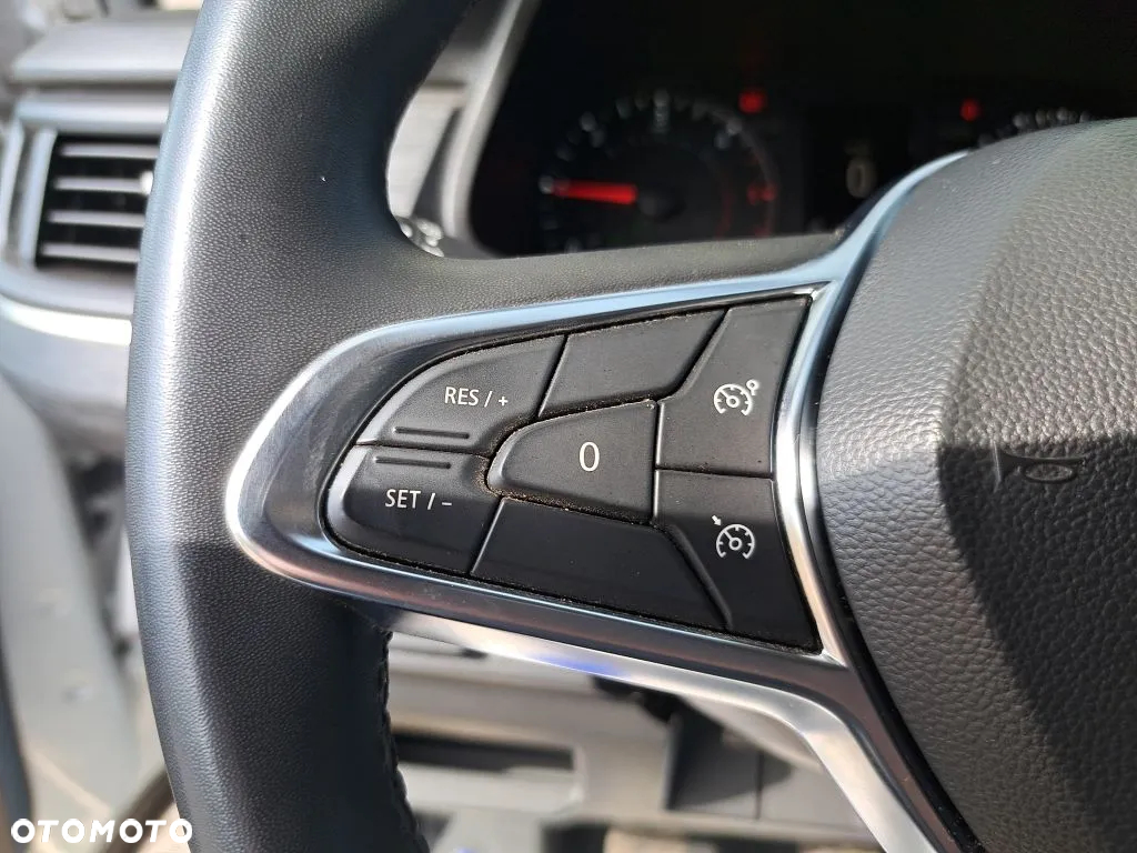 Renault Trafic - 17