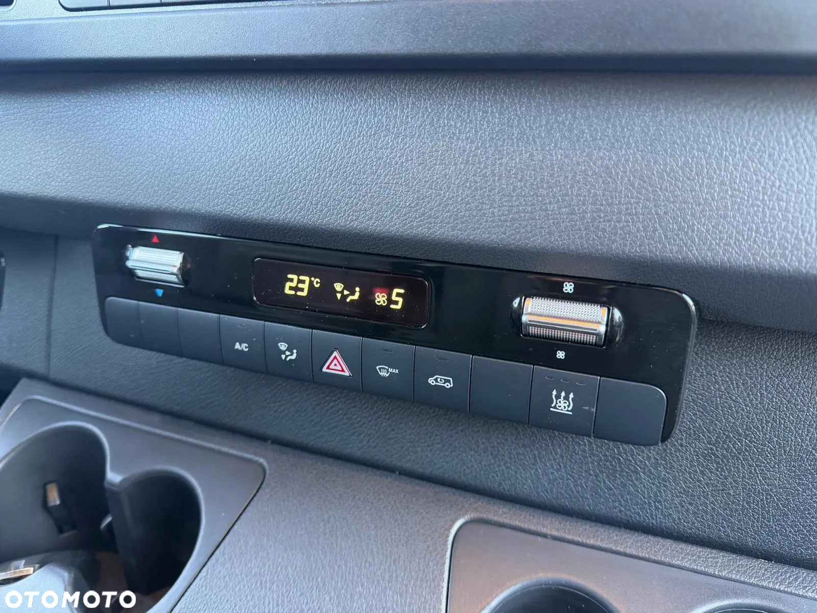 Mercedes-Benz SPRINTER - 17