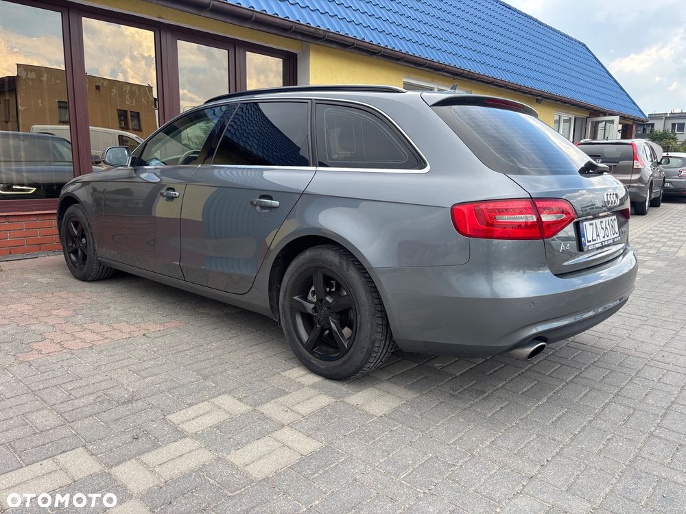 Audi A4 Avant - 8
