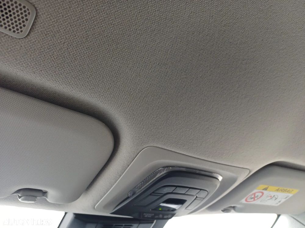 Toyota Corolla 1.8 HSD Dynamic - 22