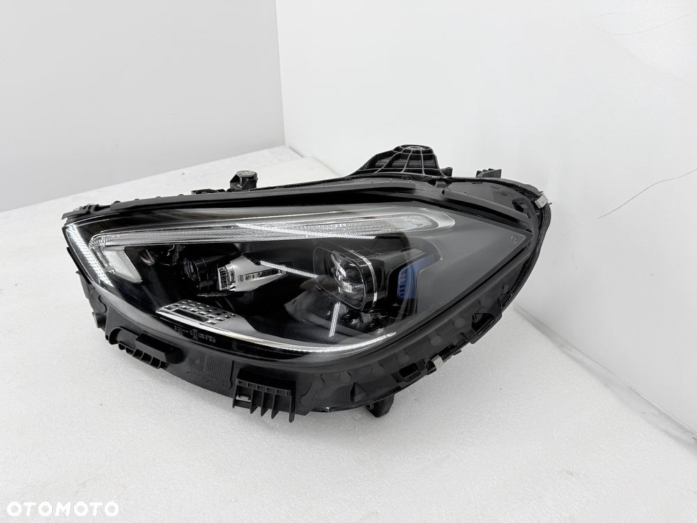 Lampa lewa przednia C klasa A206 W206 DIGITAL - 2