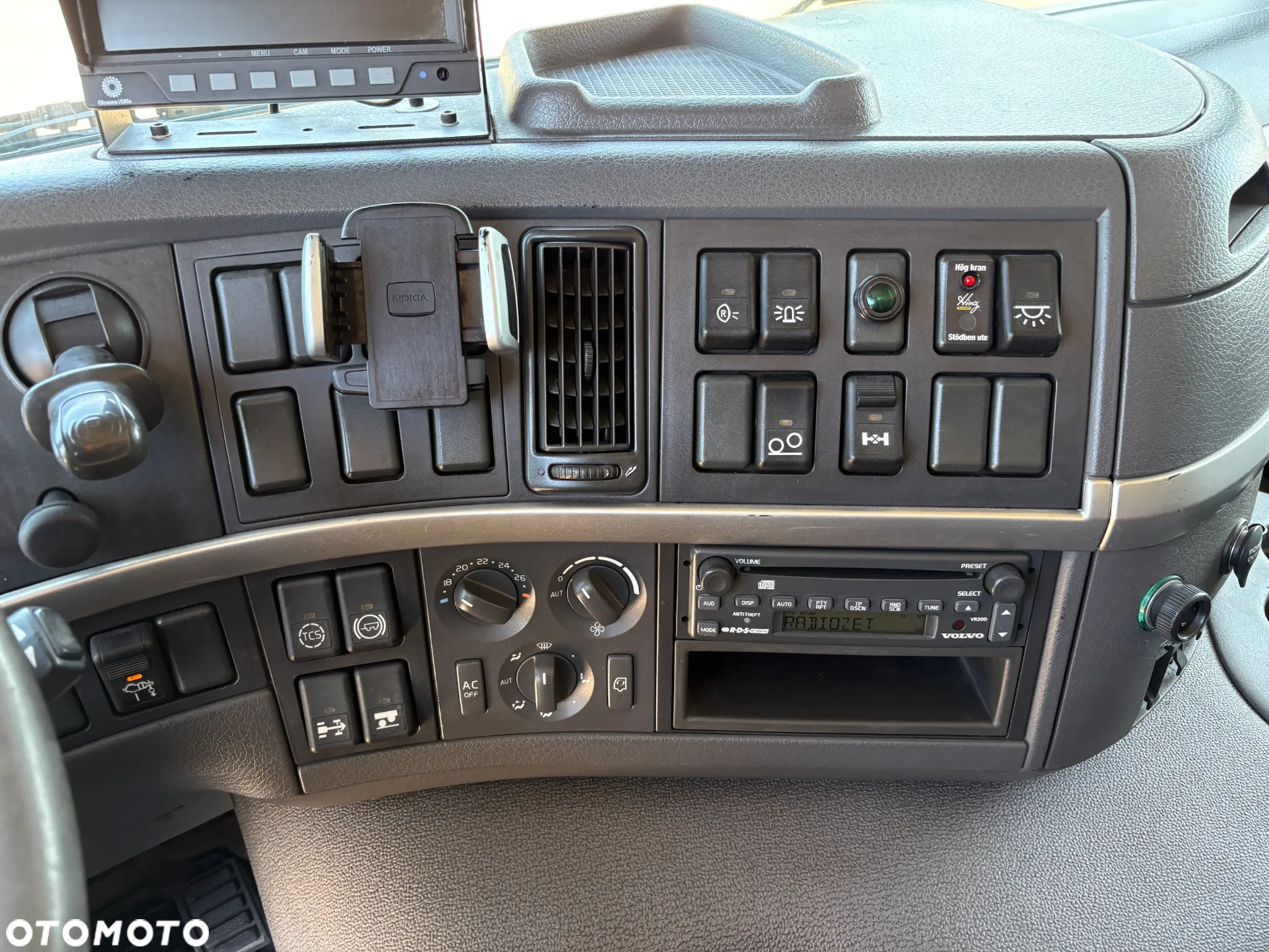 Volvo FM - 6x2 HDS Palfinger PK 23002 - 32