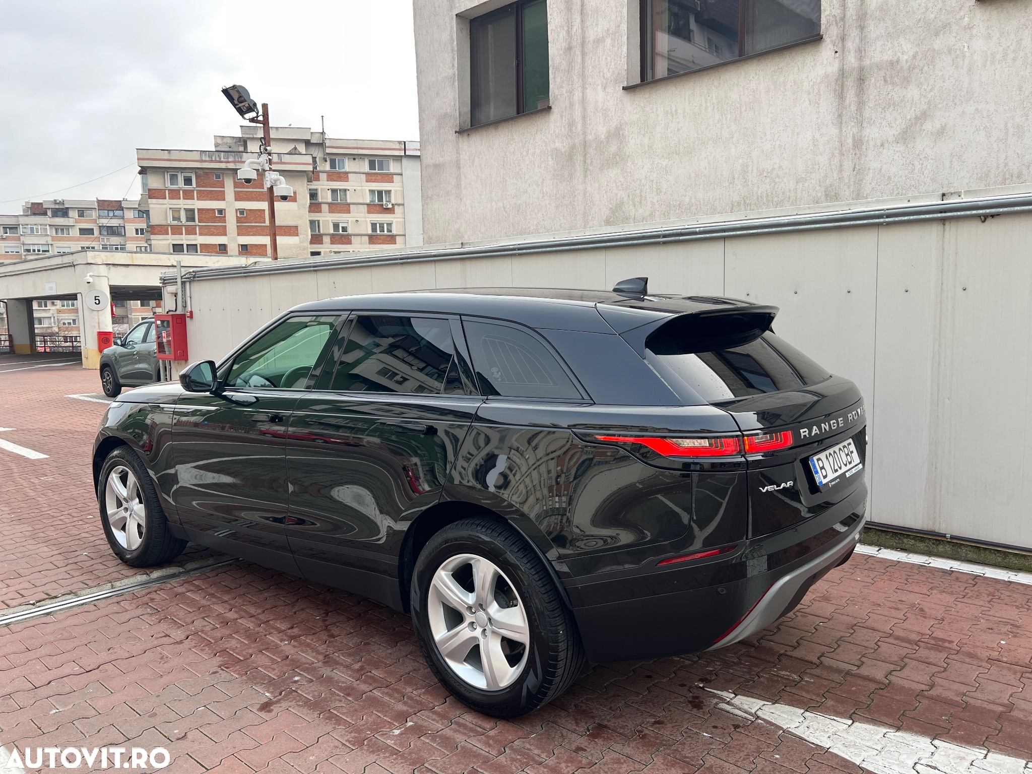 Land Rover Range Rover Velar 2.0 P250 S - 9