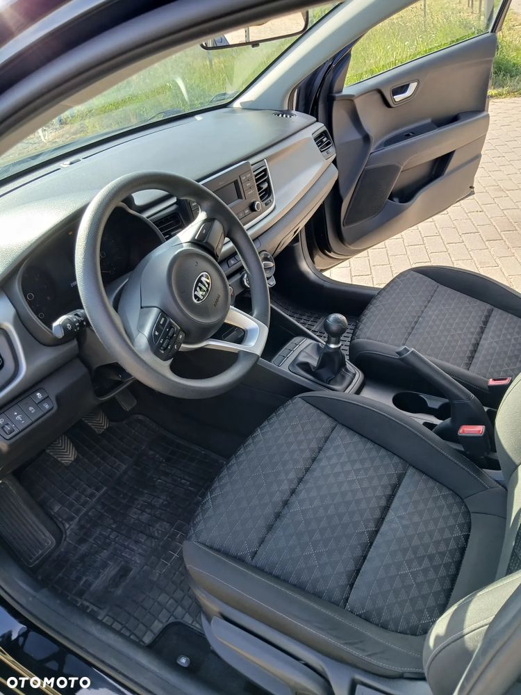 Kia Rio 1.2 L - 13