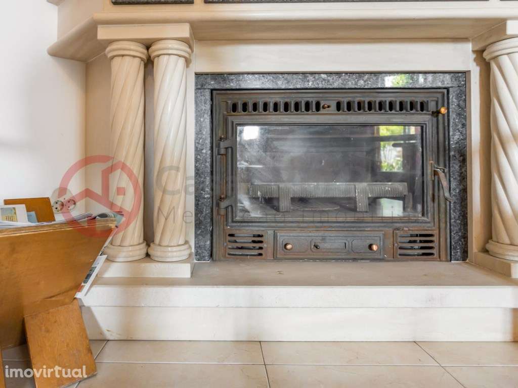 Moradia T5 com Sótão amplo e 1000m2 de lote, Redondos, Fernão Ferro - Grande imagem: 4/37