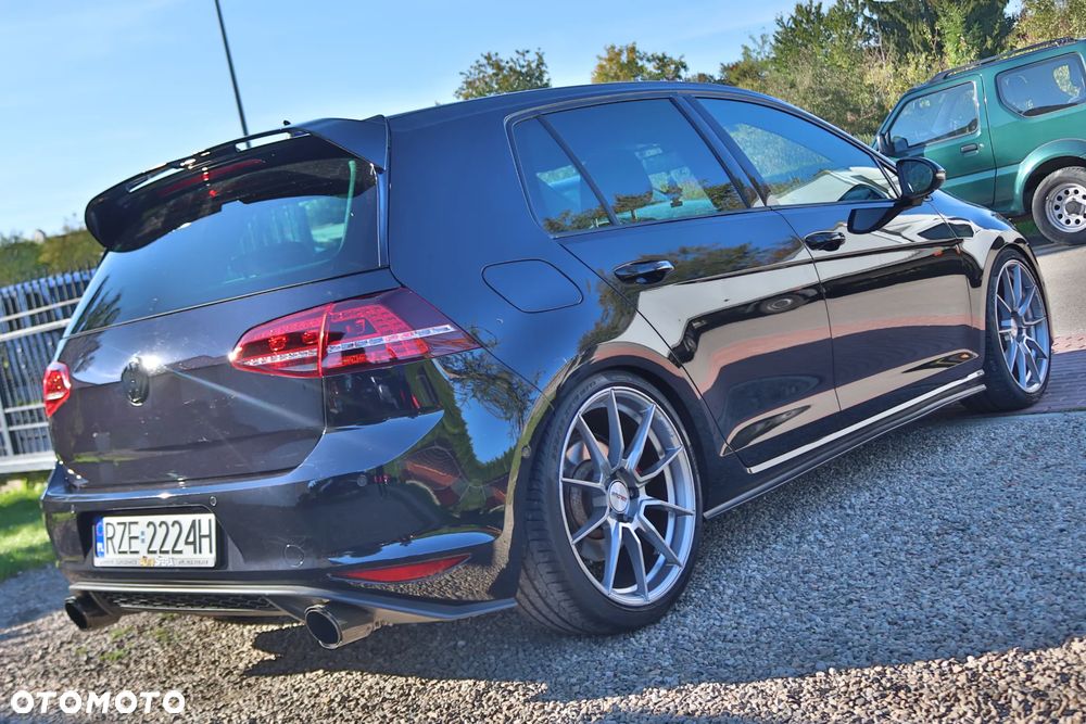 Volkswagen Golf 2.0 TSI BMT GTI - 12