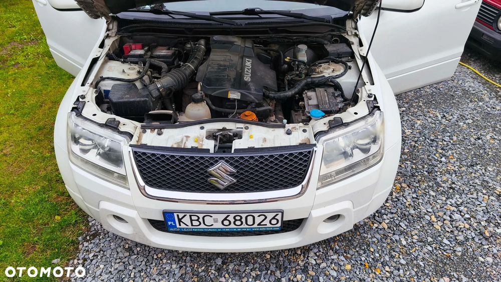 Suzuki Grand Vitara 1.9 DDiS - 21