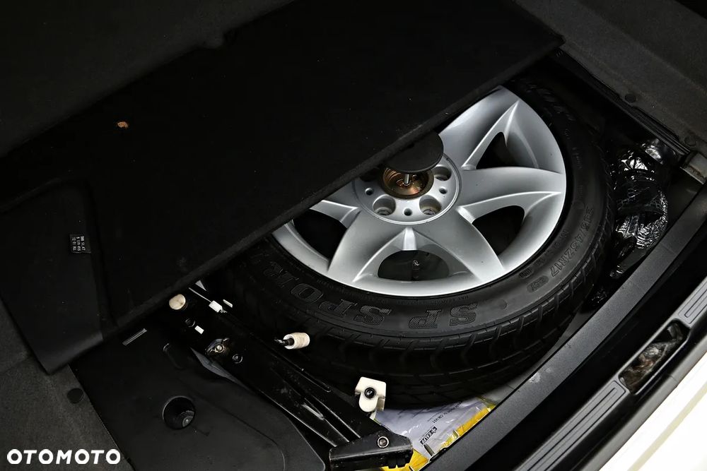 BMW Seria 5 535i - 37