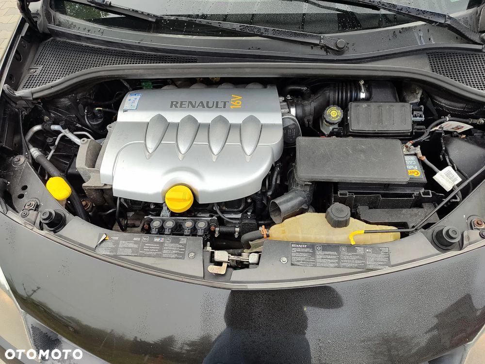 Renault Clio - 9